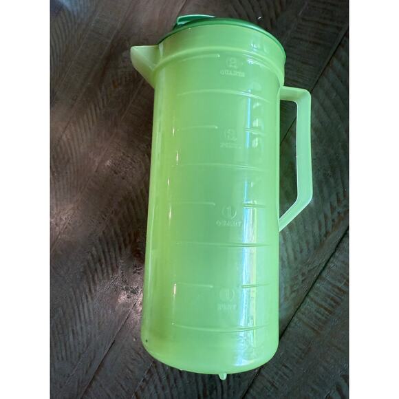 Vintage Green Plastic Sweet Tea/Lemonade Pitcher-2Qt Federal Housewares - Picture 5 of 5